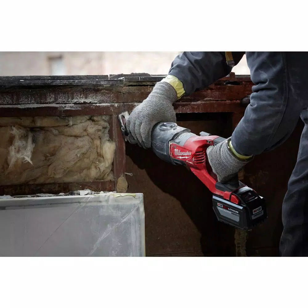 Milwaukee M18 FUEL 18V Brushless Cordless Reciprocating Saw (Tool-Only)
