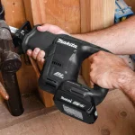 Makita 18V LXT Sub-Compact Brushless Cordless Reciprocating Saw Kit (2.0 Ah) thumbnail 4