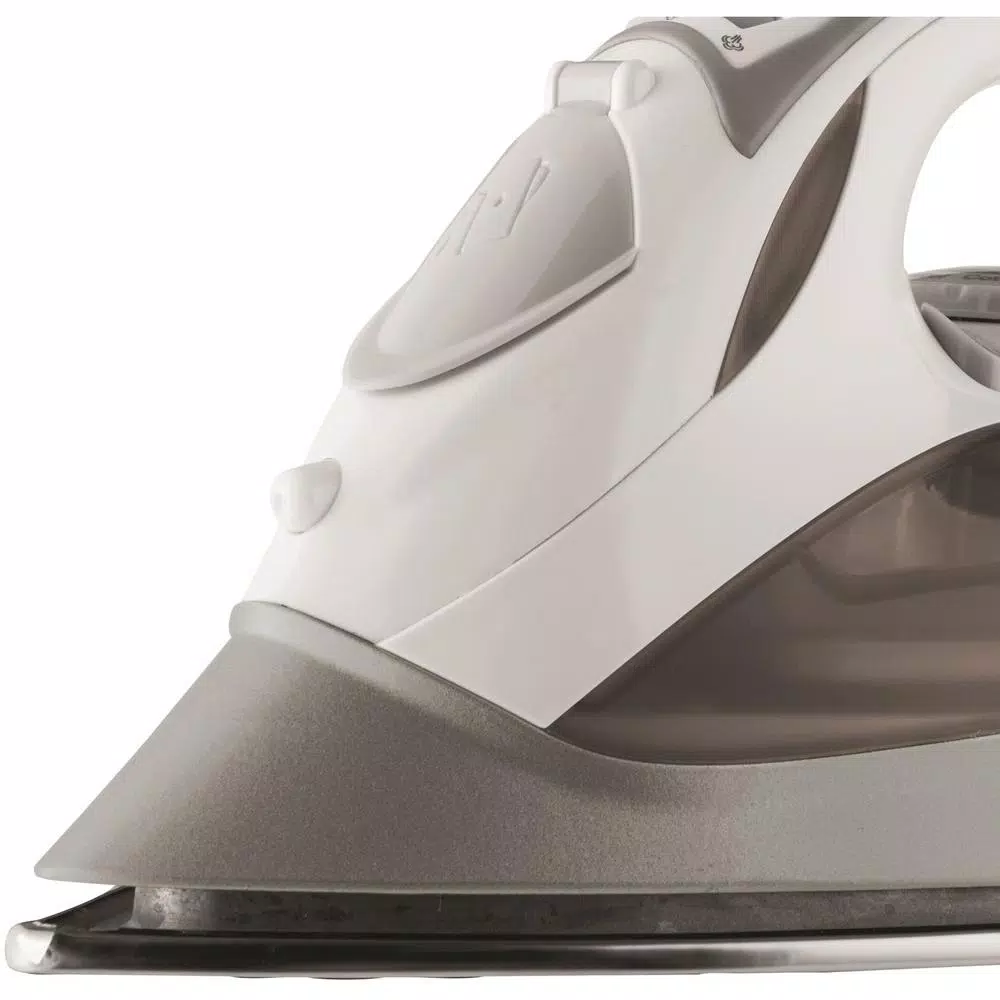 Brentwood Appliances MPI-90R Steam Iron with Auto Shut-Off and 1200W Power