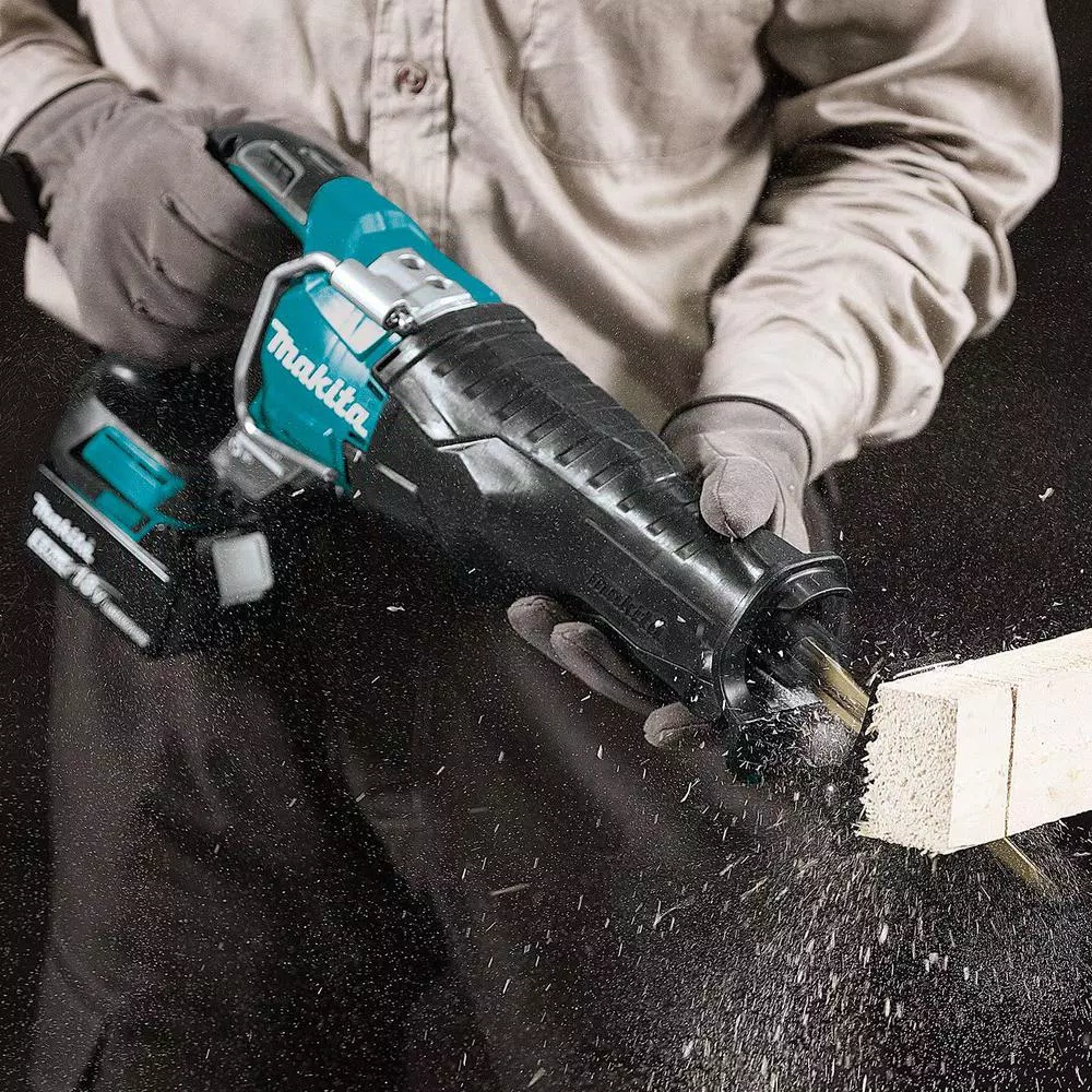 Makita 18V LXT Brushless Cordless Reciprocating Saw Kit with 5.0Ah Battery and Charger