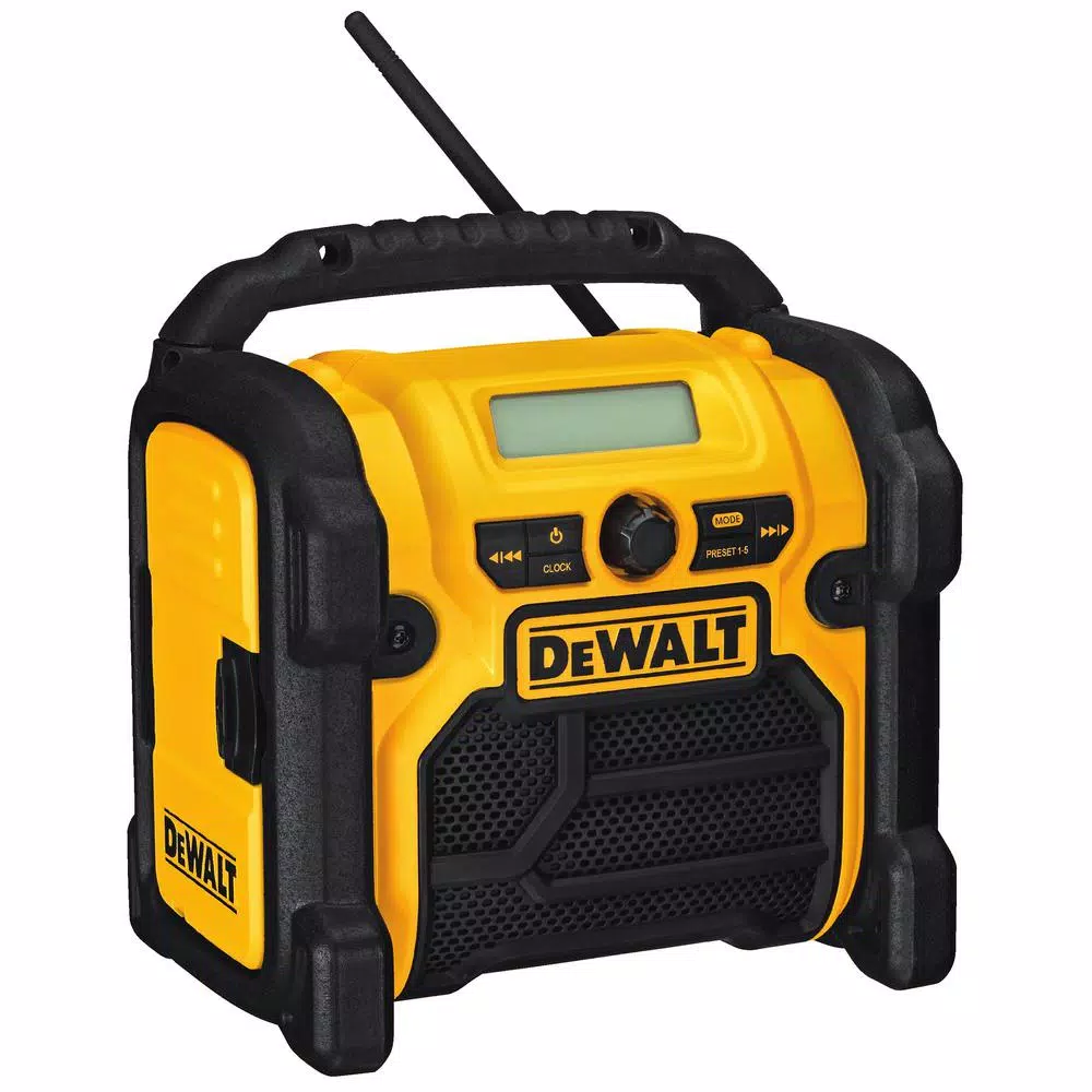 DEWALT FLEXVOLT 60V MAX Brushless 7-1/4 in. Circular Saw Kit with 6.0Ah Battery and Worksite Radio