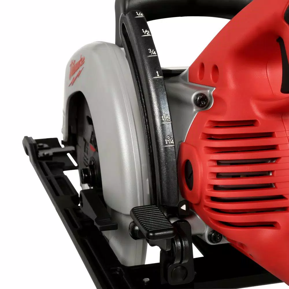 Milwaukee 7-1/4 in. 15 Amp Corded Magnesium Worm Drive Circular Saw