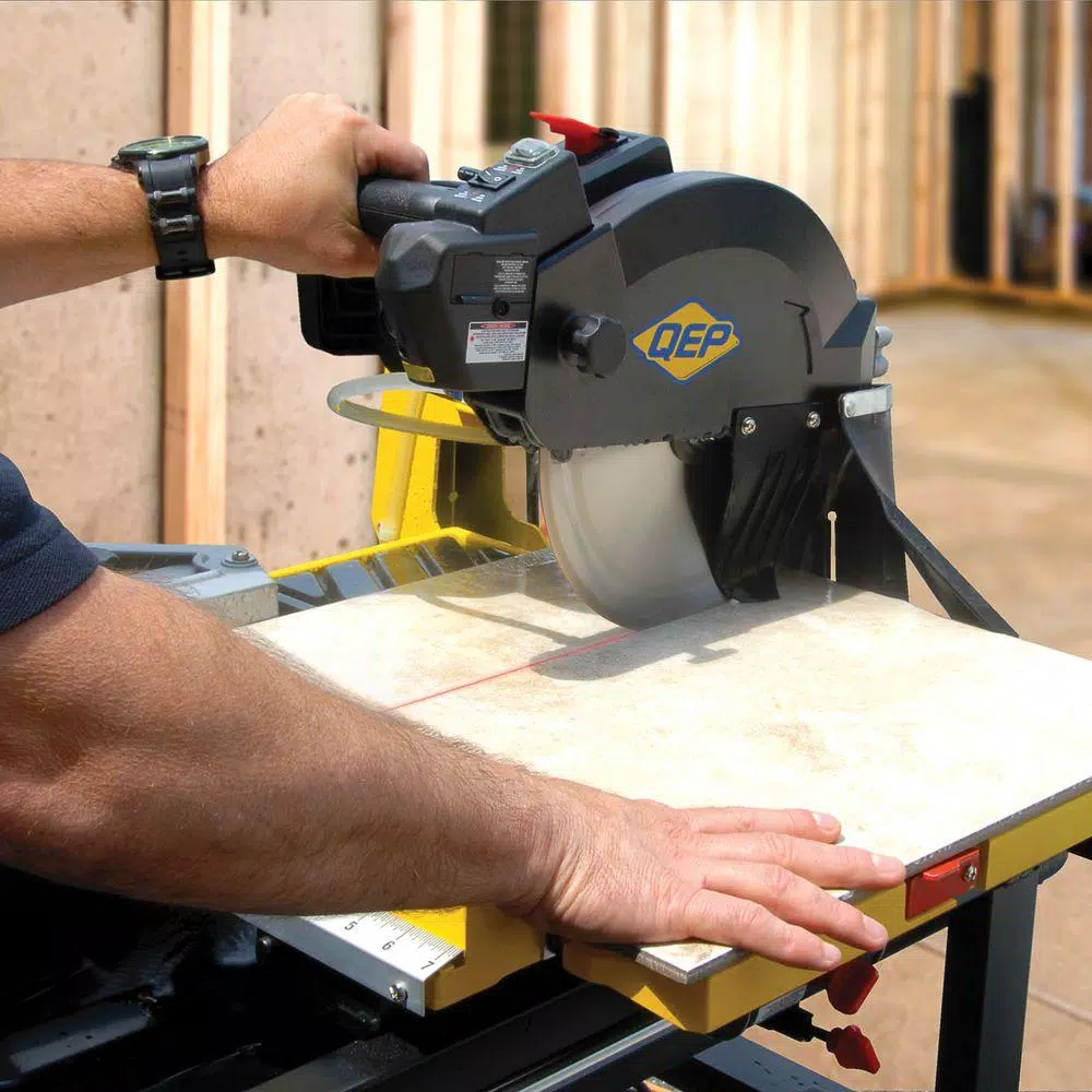 QEP 900XT Professional 10 in. Wet Tile Saw, 2.25 HP, 15 Amp