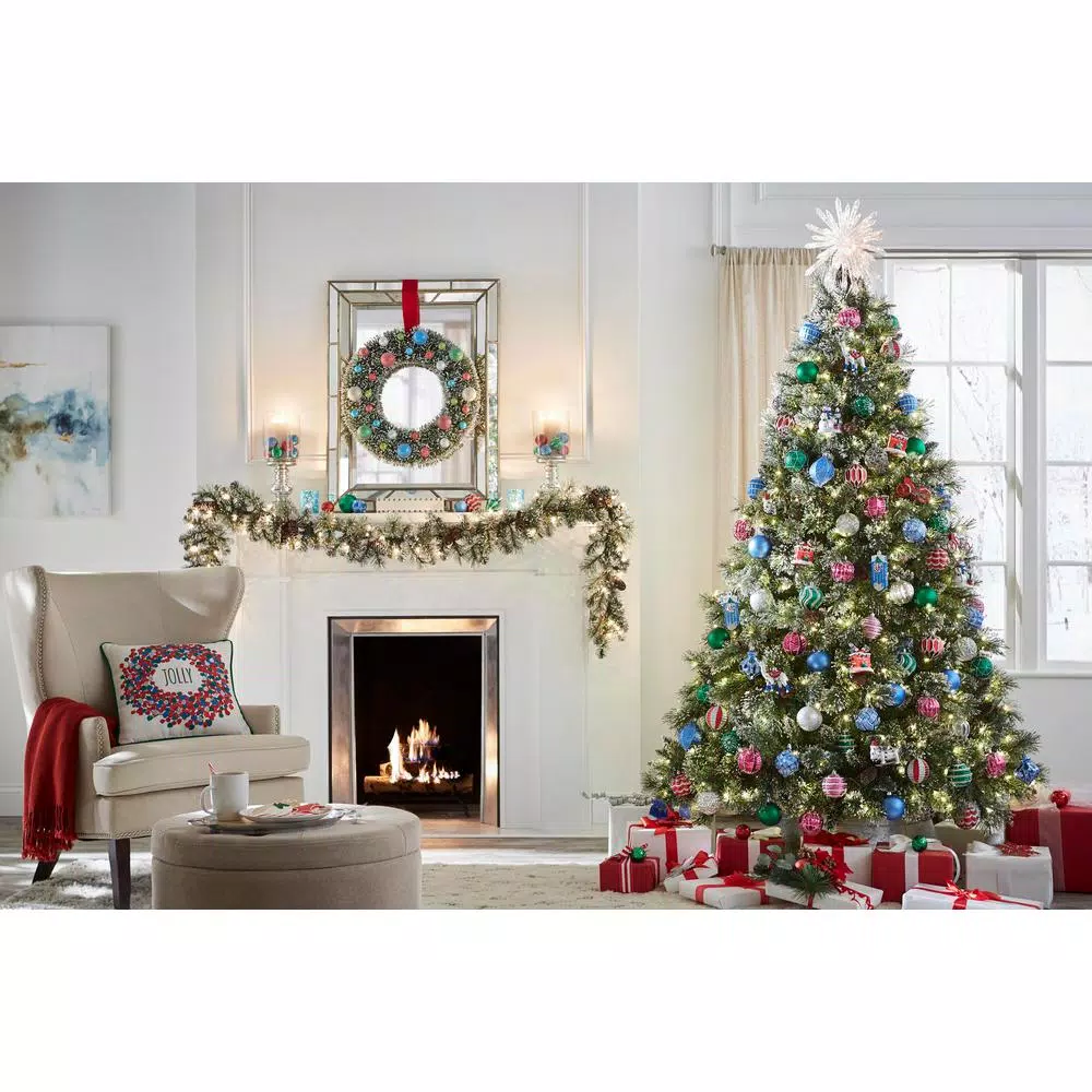 Home Accents Holiday 7.5 ft Sparkling Amelia Pine Pre-Lit Artificial Christmas Tree with 600 Warm White LED Lights
