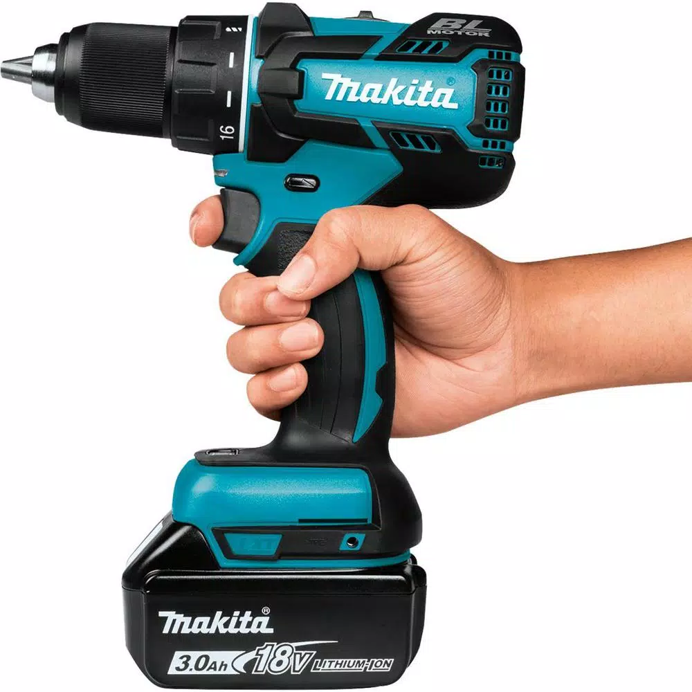 Makita 18V LXT Brushless 1/2 in. Driver-Drill Kit with 3.0Ah Battery and Charger