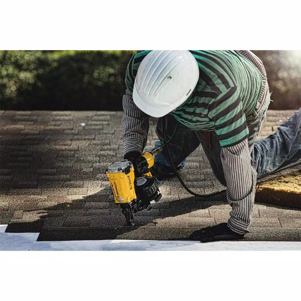 DEWALT Pneumatic 21° Collated Framing Nailer & 15° Coil Roofing Nailer Combo Kit