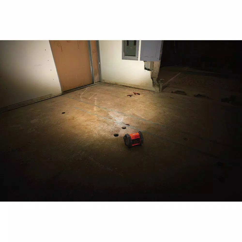Milwaukee M18 ROVER 1500 Lumen Cordless LED Flood Light (Tool-Only)