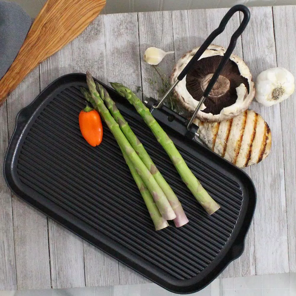 Chasseur 14 in. Enameled Cast Iron Grill Pan, Black