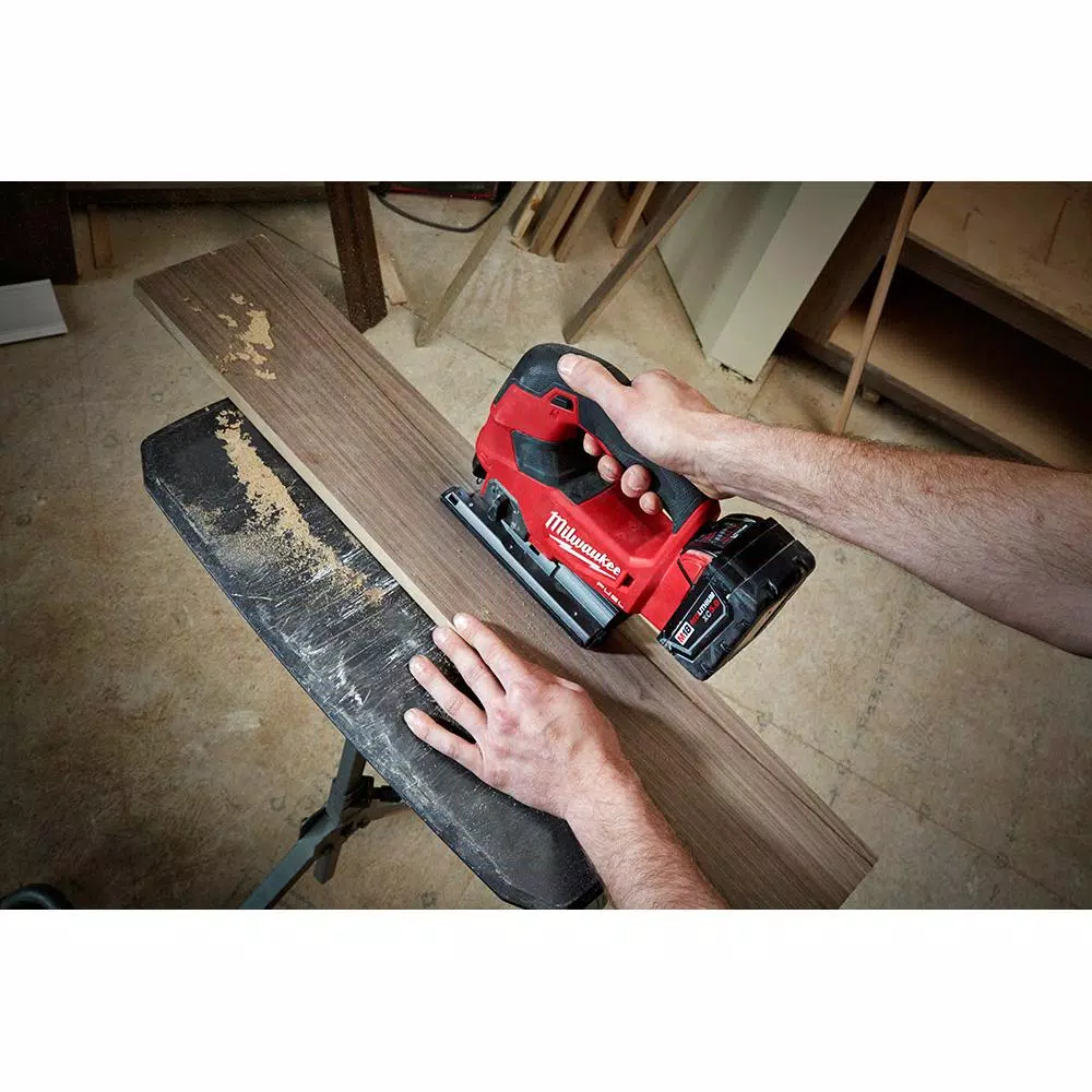 Milwaukee M18 FUEL 18V Brushless Cordless D-Handle Jig Saw Kit with (2) 6.0Ah Batteries