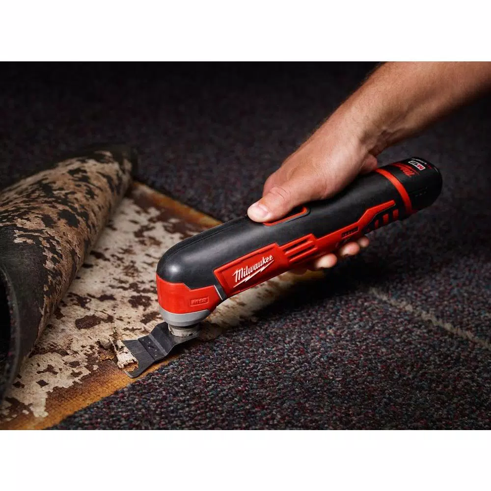 Milwaukee M12 12V Lithium-Ion Cordless Oscillating Multi-Tool Kit with (2) 1.5Ah Batteries, Charger & Bag