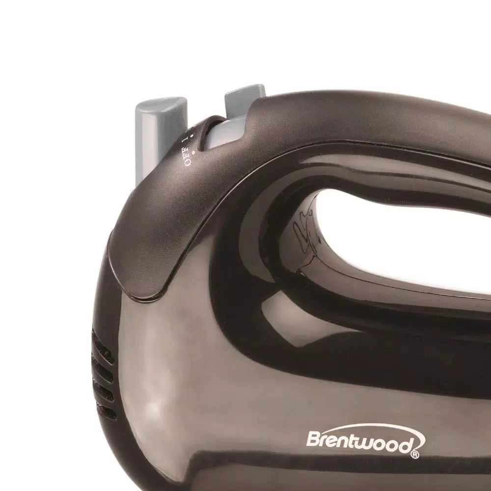 Brentwood 5-Speed Handheld Hand Mixer with Chrome-Plated Beaters, Black