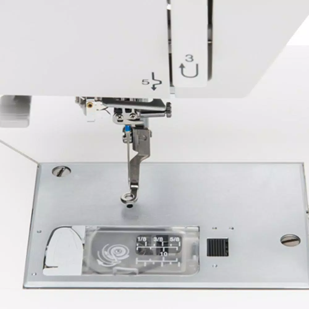 Janome Memory Craft 400e Embroidery Machine with 160 Built-in Designs