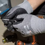 Klein Tools 8-in-1 Multi-Bit Adjustable Length Stubby Screwdriver thumbnail 7