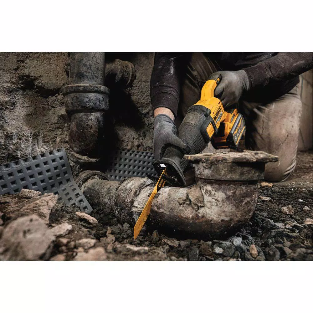 DEWALT FLEXVOLT 60V MAX Cordless Brushless Reciprocating Saw & 6-1/2 in. Circular Saw Combo Kit with (2) 9.0 Ah Batteries