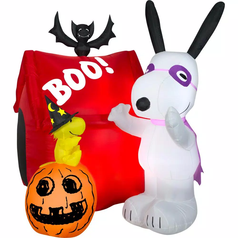 Gemmy 6 ft. Snoopy Dog House Halloween Airblown Inflatable Decor