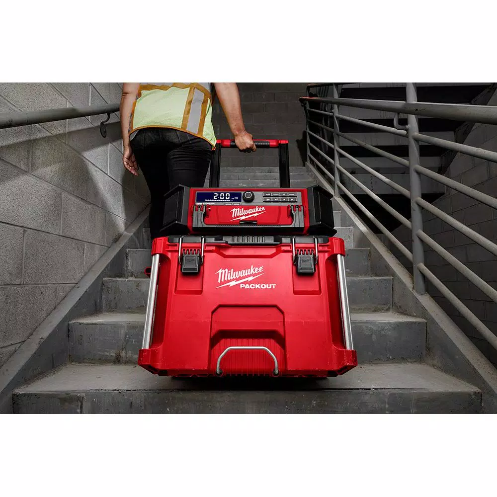 Milwaukee M18 PACKOUT Radio/Speaker with Charger, 22 in. Rolling Tool Box & 16 Qt. Cooler Kit