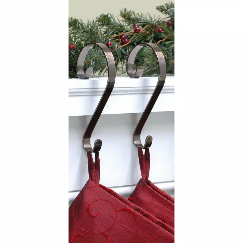 Haute Decor Oil-Rubbed Bronze Stocking Scrolls Stocking Holders, 2-Pack