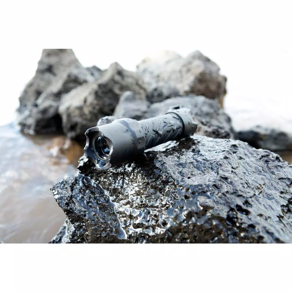 Coast Polysteel 400 Heavy Duty Waterproof LED Flashlight with Twist Focus