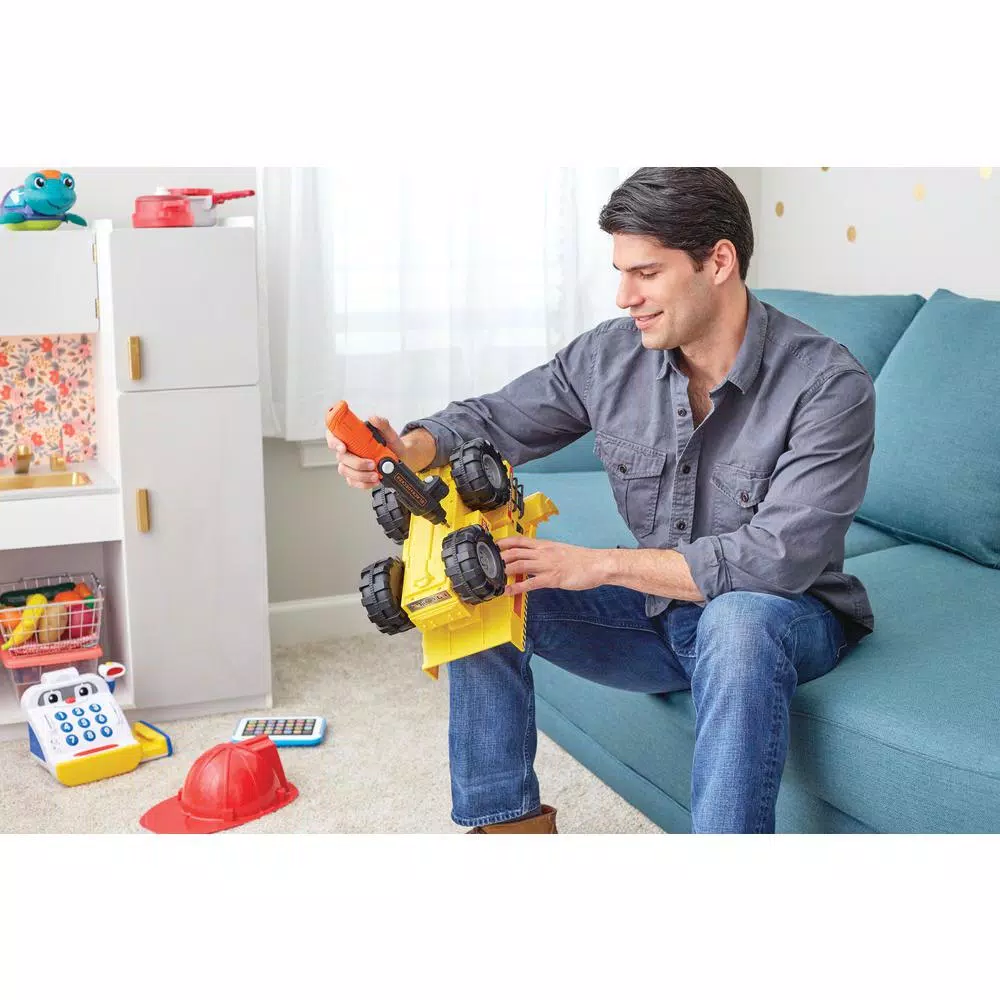 BLACK+DECKER 4V MAX Lithium-Ion Cordless 1/4 in. Electric Screwdriver with Pivoting Handle and Flashlight