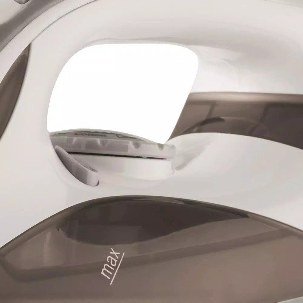 Brentwood Appliances MPI-90R Steam Iron with Auto Shut-Off and 1200W Power