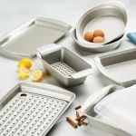 Rachael Ray 3-Piece Nonstick Bakeware Set with Swing Lid, Silver thumbnail 6