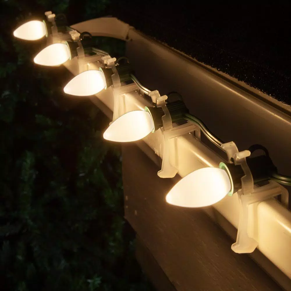 Wintergreen Lighting OptiCore C7 LED Warm White Smooth Opaque Christmas Light Bulbs, 25-Pack