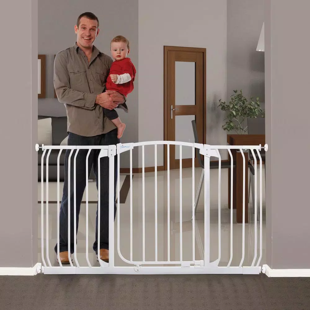 Dreambaby Chelsea Extra Wide Auto-Close Security Gate with Extensions, White