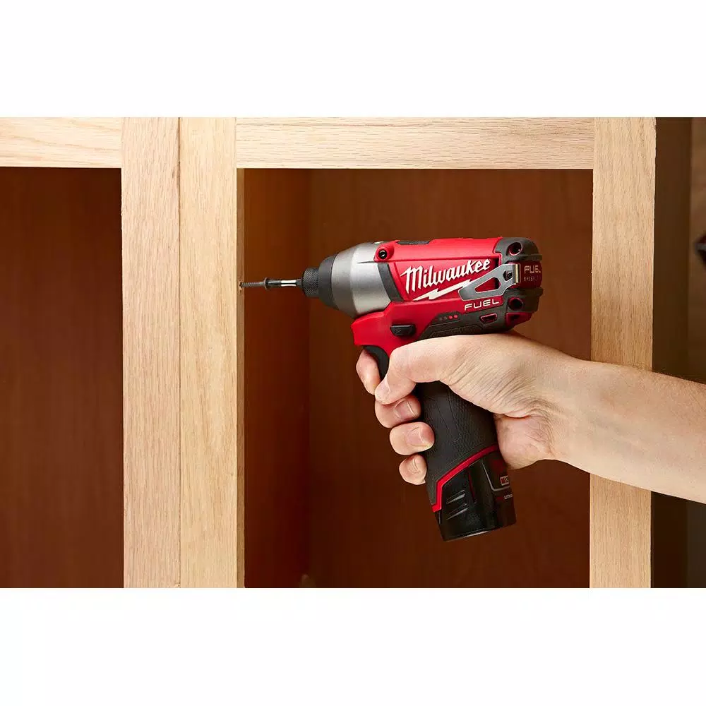 Milwaukee M12 REDLITHIUM CP2.0 12V 2.0 Ah Compact Lithium-Ion Battery Pack