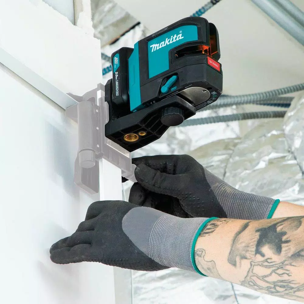 Makita 12V MAX CXT Self-Leveling Red Cross-Line Laser Kit (2.0 Ah)