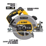 DEWALT 20V MAX XR Cordless Brushless 7-1/4 in. Circular Saw Kit with (2) 5.0 Ah Batteries and Charger thumbnail 2