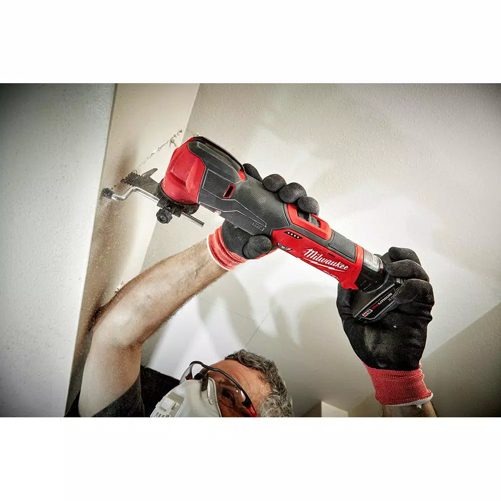 Milwaukee M12 FUEL 12V Cordless Oscillating Multi-Tool & Jobsite Radio Kit with (2) 3.0 Ah Batteries