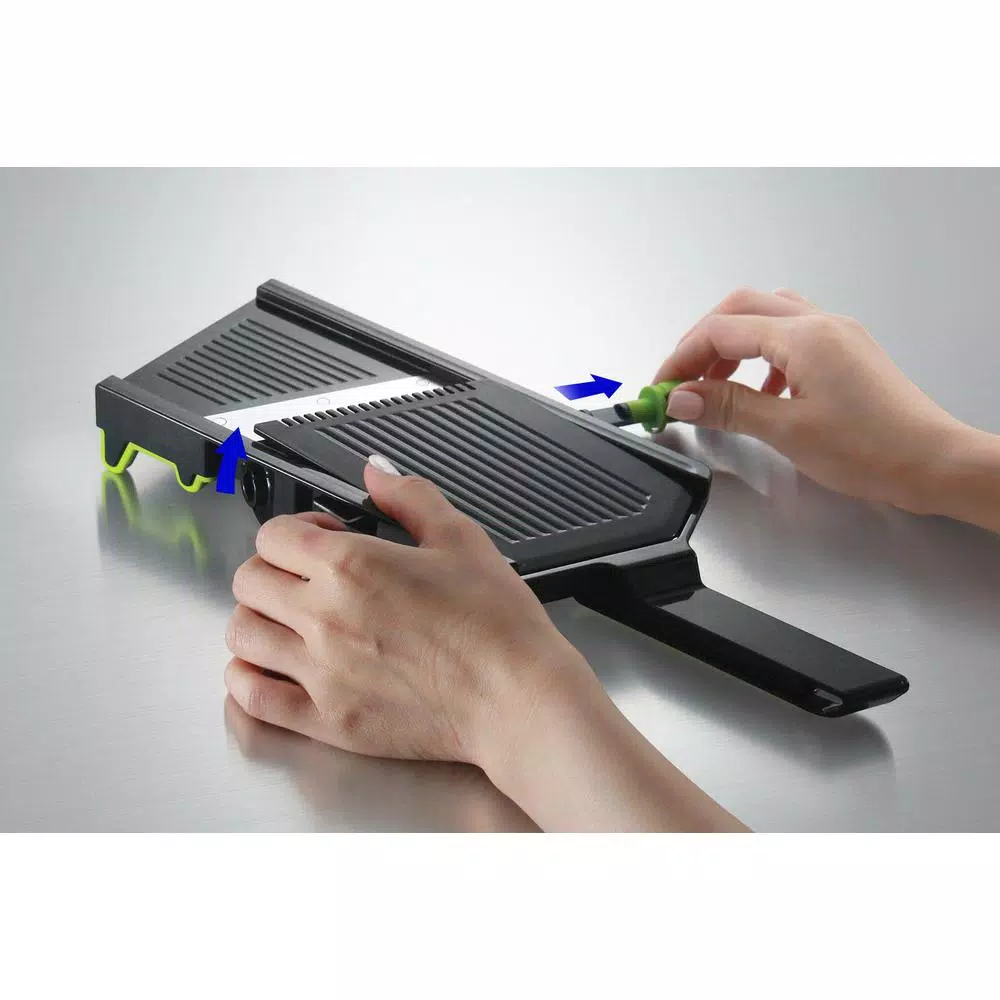 Simposh Handheld Mandoline Slicer with Julienne Blades and Adjustable Thickness Settings
