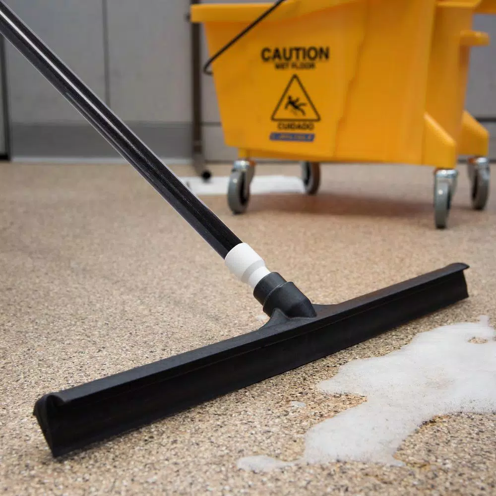 Carlisle Sparta 24 in. Rubber Single-Blade Floor Squeegee with 60 in. Fiberglass Handle