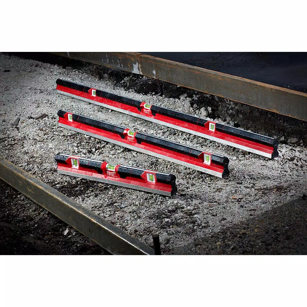 Milwaukee 48 in. Concrete Screed Level, Multi-Functional Magnesium Darby and Level Tool