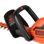 Black+Decker 22 in. 20V Max Cordless Hedge Trimmer Kit with (2) 1.5Ah Batteries, Charger, and Bonus Blower thumbnail 7
