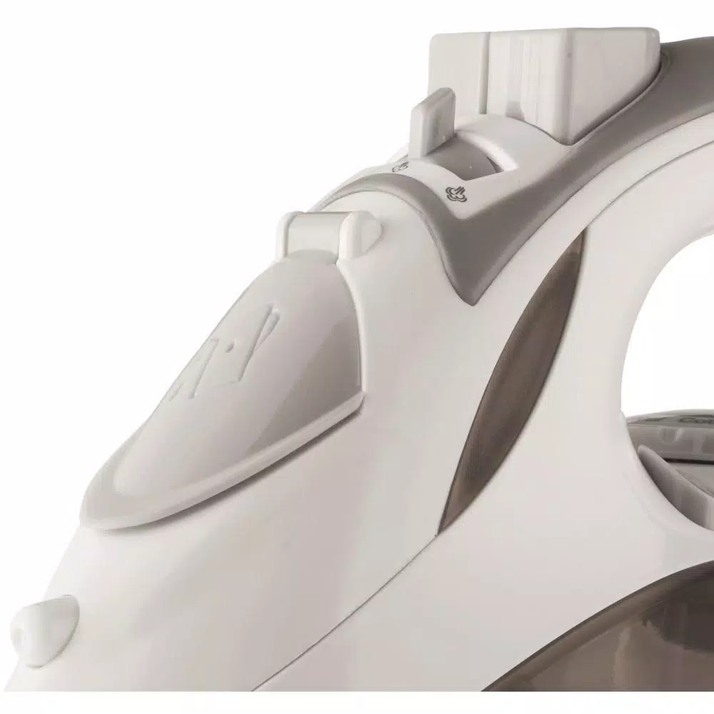 Brentwood Appliances MPI-90R Steam Iron with Auto Shut-Off and 1200W Power