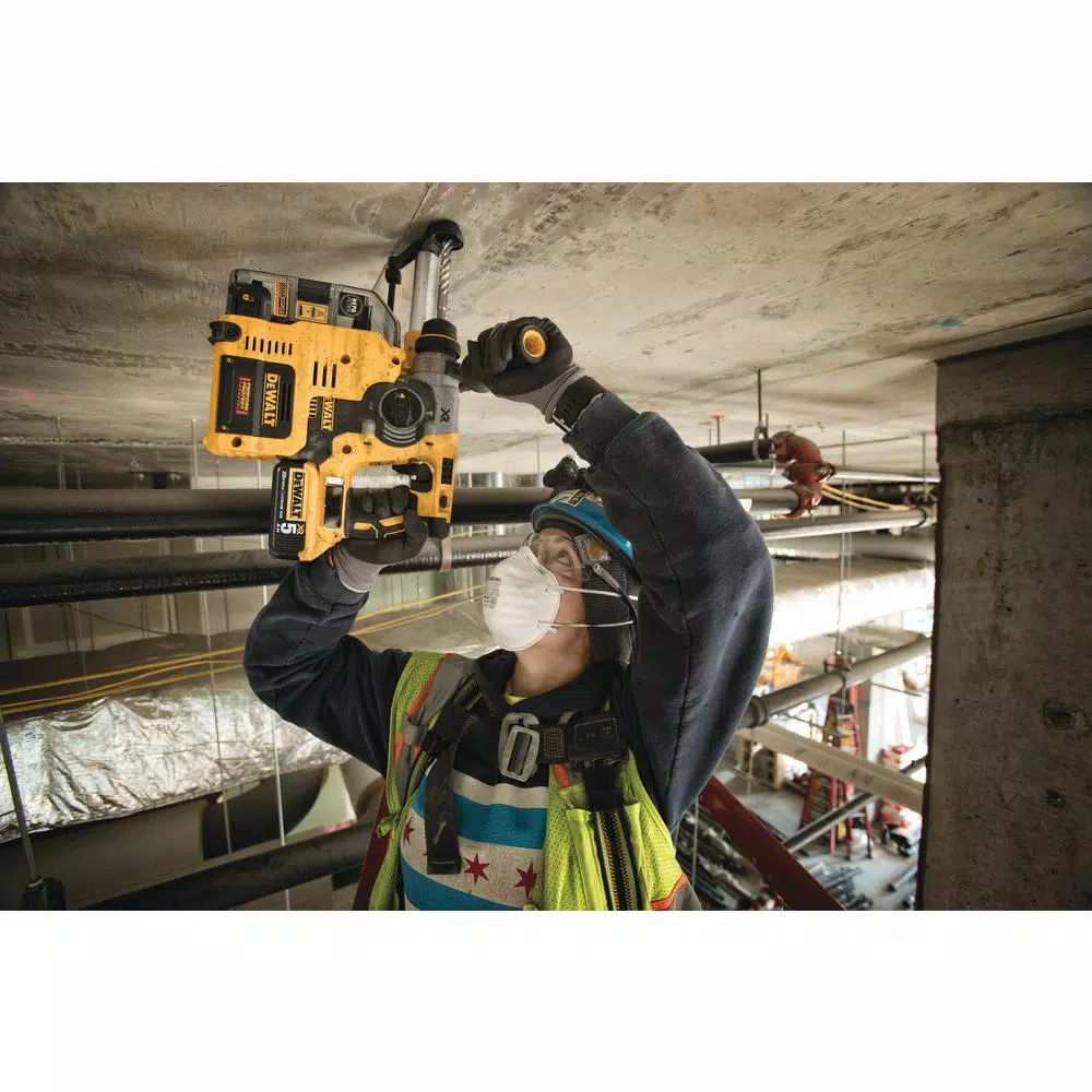 DEWALT 20V MAX XR Brushless 1 in. SDS Plus Rotary Hammer with Onboard Extractor, (2) 5.0 Ah Batteries & Charger