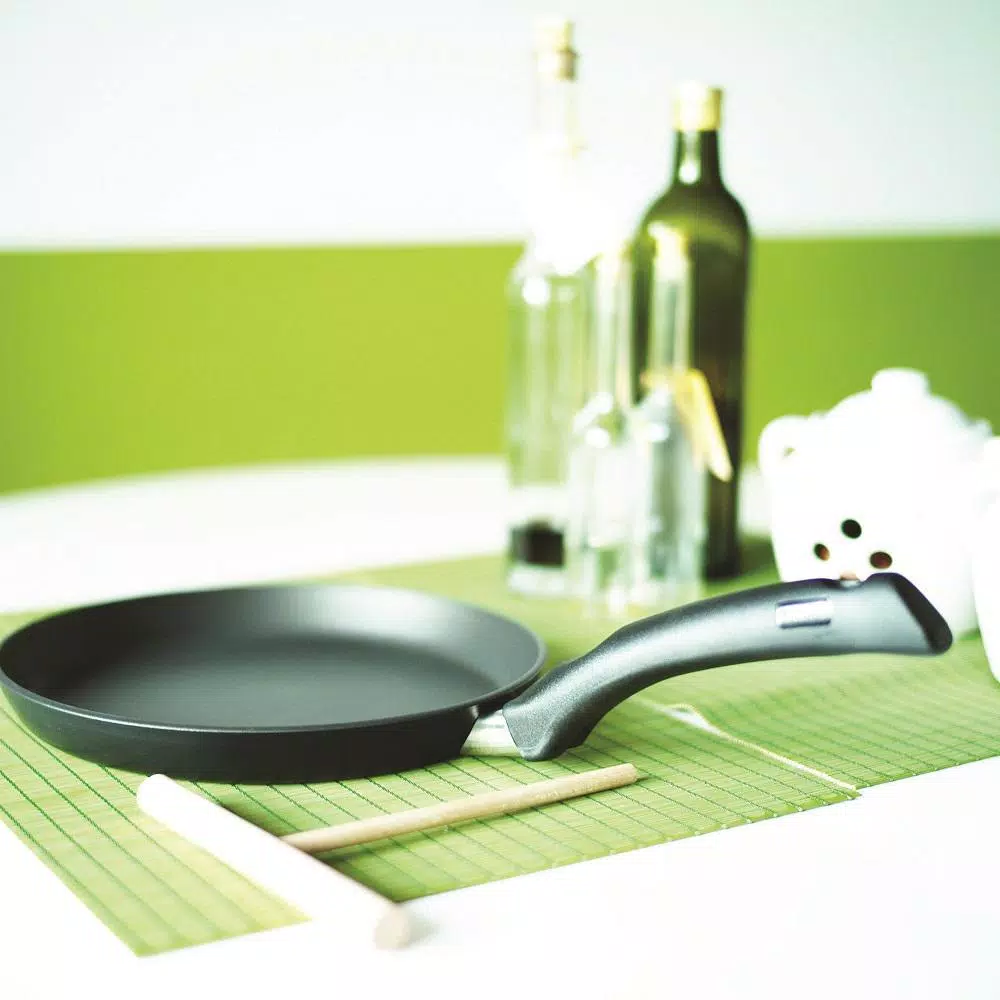Berndes Specialty 9.5-inch Aluminum Non-Stick Crepe Pan