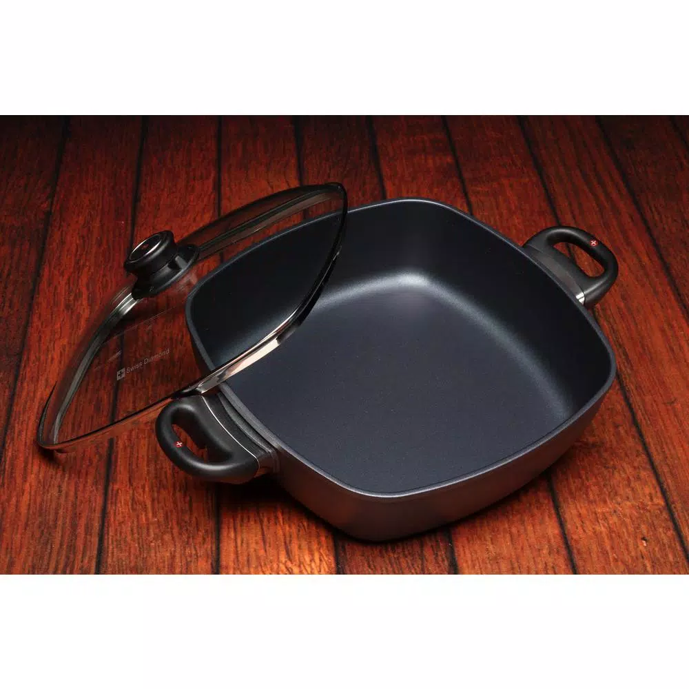 Swiss Diamond 5 Qt. Nonstick Square Cast Aluminum Casserole Dish with Glass Lid