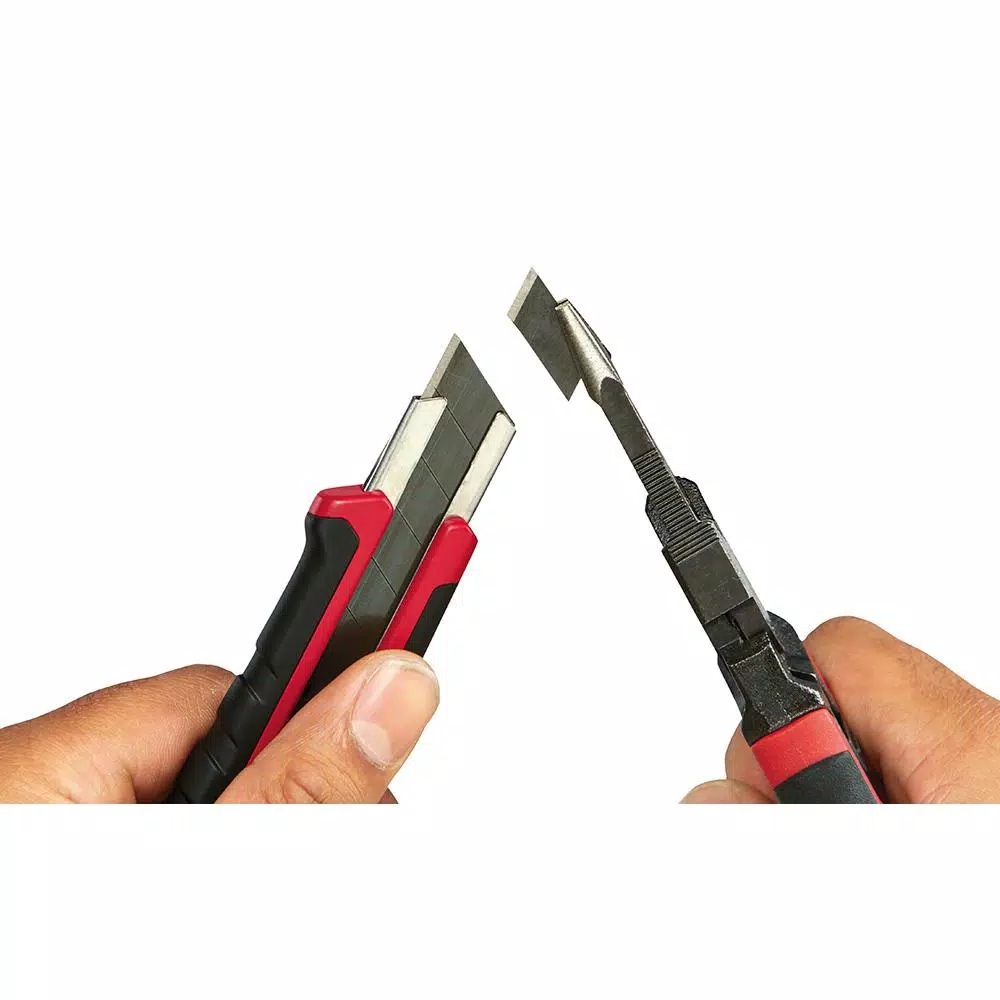 Milwaukee 18 mm Snap-Off Utility Knife with Metal Lock and Micro Carbide Blade