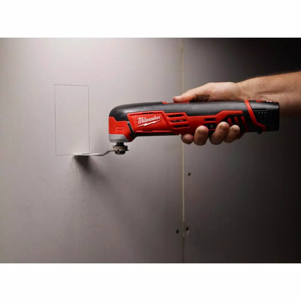 Milwaukee M12 12V Lithium-Ion Cordless Grease Gun Kit with M12 Multi-Tool