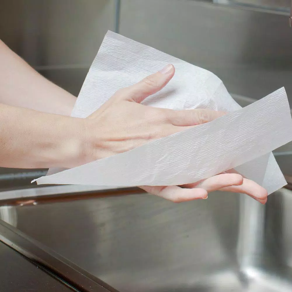 Kleenex C-Fold White Paper Towels, 1-Ply, 150 Sheets per Pack, 16 Packs per Carton