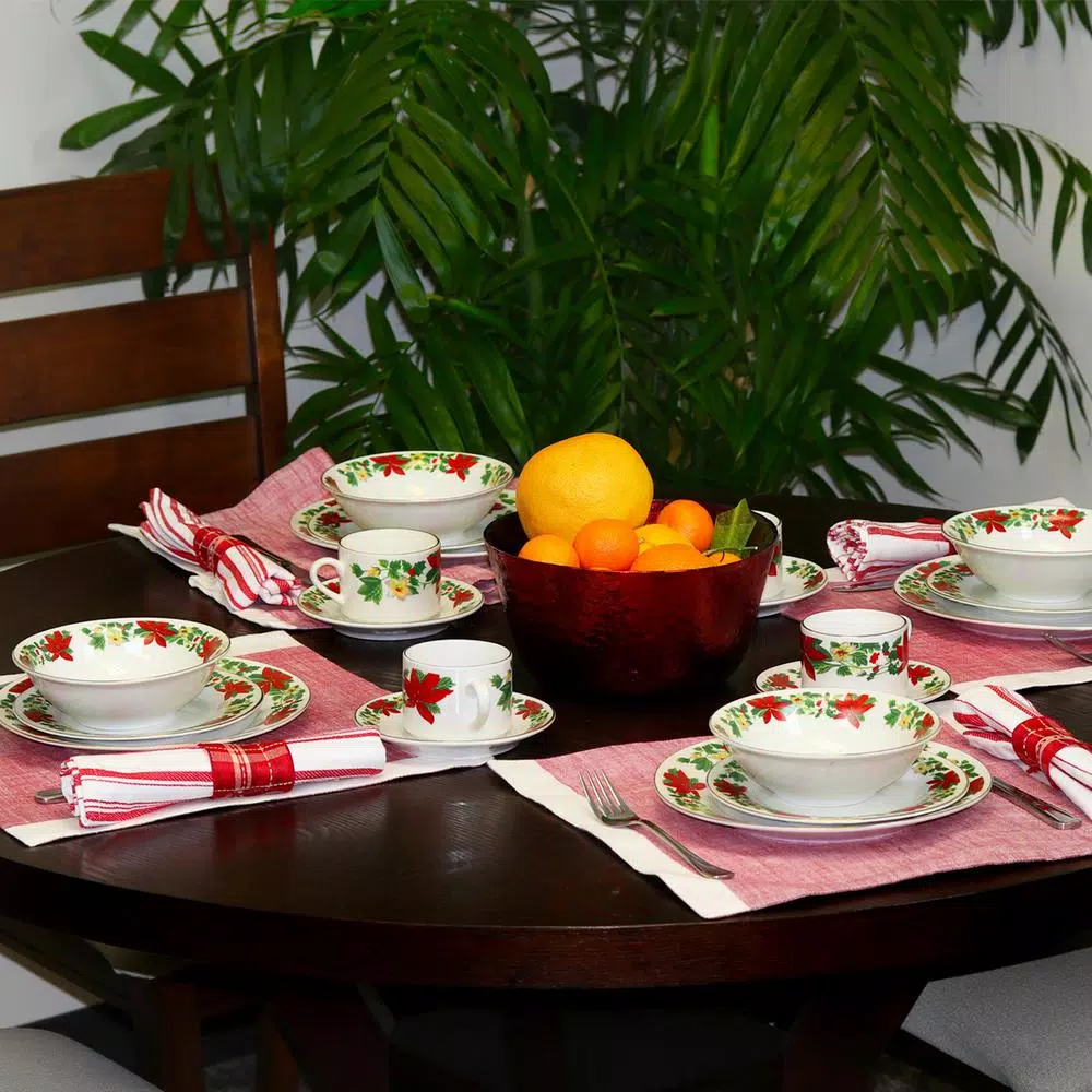 Gibson Home Poinsetta Holiday 20-Piece Ceramic Dinnerware Set, Service for 4, White/Glossy