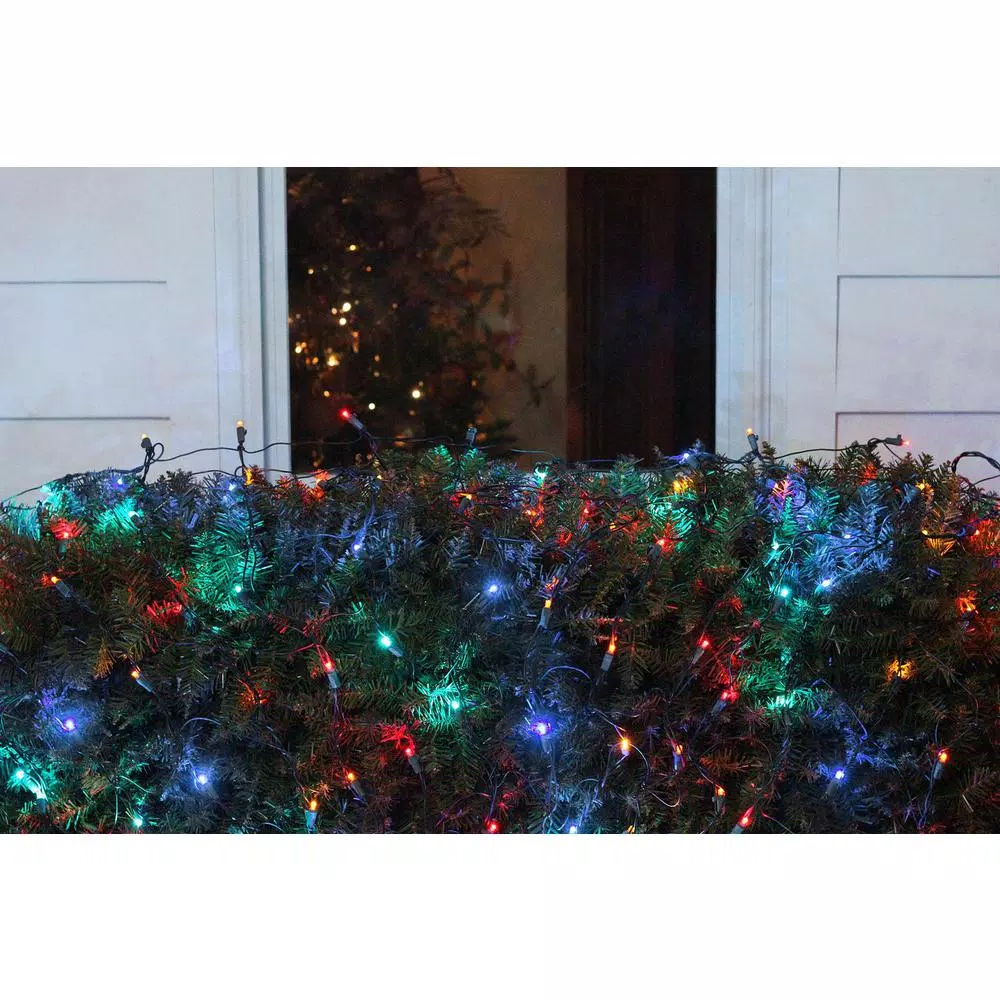Northlight 4 ft. x 6 ft. Multi-Color LED Net Style Christmas Lights with Green Wire, 150 Bulbs
