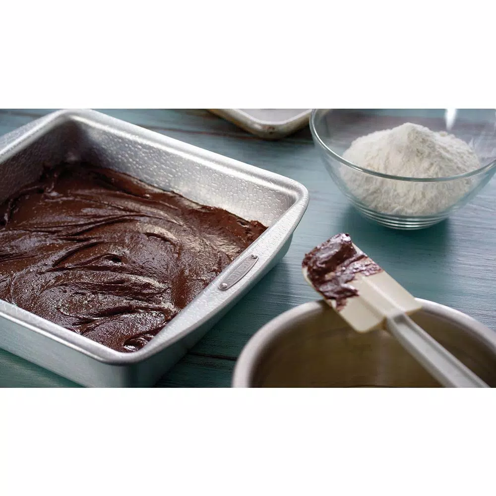 Doughmakers 9 in. Square Aluminum Cake Pan - Professional Grade Heavy Gauge Bakeware