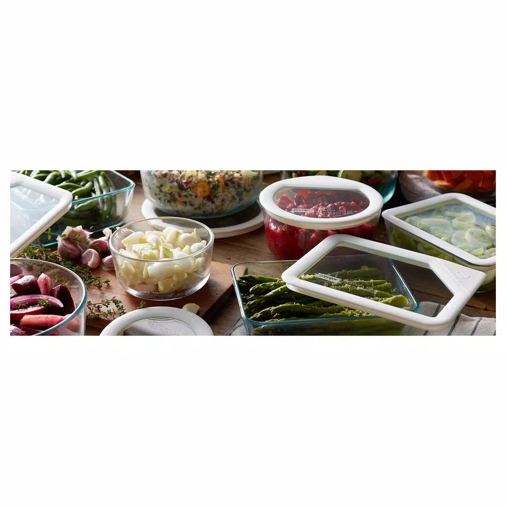 Pyrex Ultimate 10-Piece Glass Food Storage Set with Oven-Safe Glass Lids and White Silicone Rims