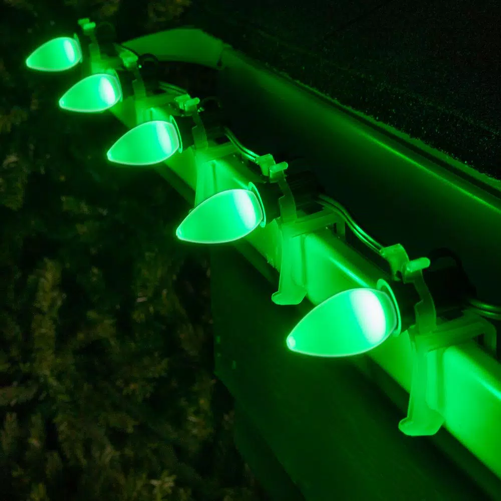 Wintergreen Lighting OptiCore C7 LED Green Smooth Opaque Christmas Light Bulbs, 25-Pack