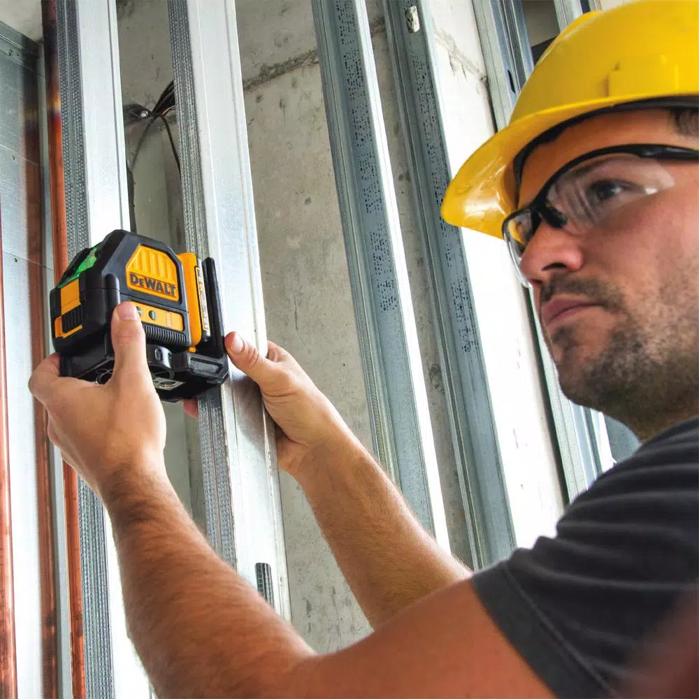 DEWALT DW088LG 12V MAX Lithium-Ion Green Cross Line Laser Level Kit with TOUGHSYSTEM Tool Box