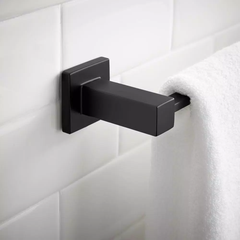 Glacier Bay Farrington 18 in. Single Towel Bar, Matte Black