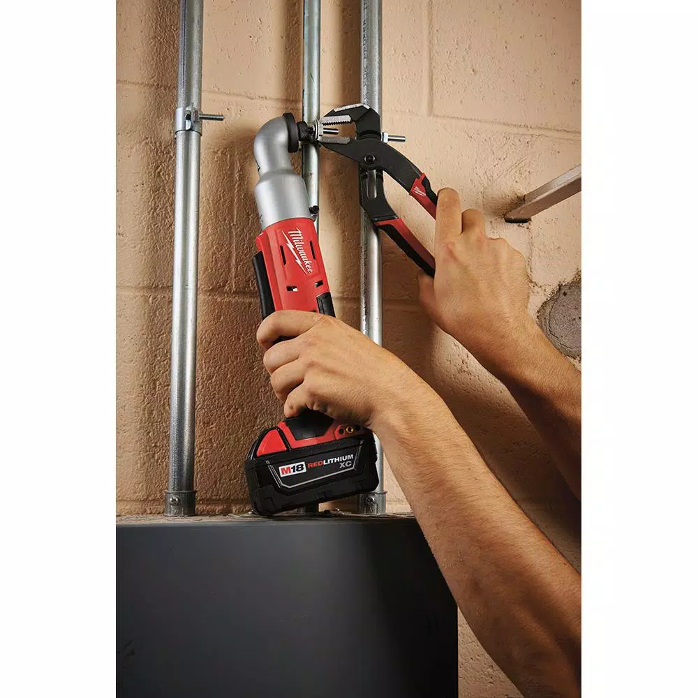 Milwaukee M18 18V Cordless 1/4 in. Hex 2-Speed Right Angle Impact Driver Kit with (2) 3.0 Ah Batteries, Charger & Case